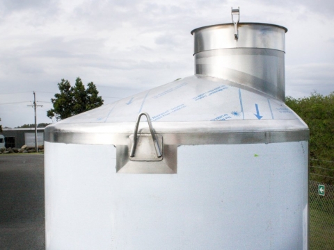 Offset cone used for wine tanks